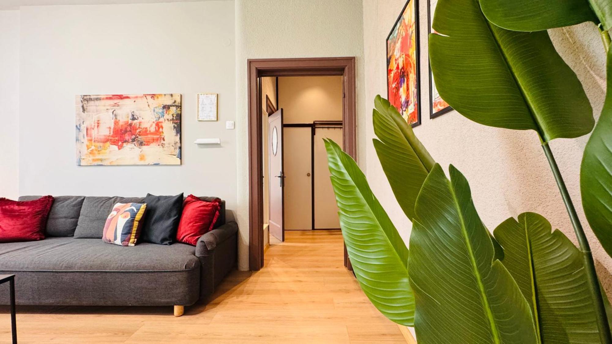 Ideal Home - Spacious & Modern Accommodation Near Unirii Square Bukarest Zimmer foto